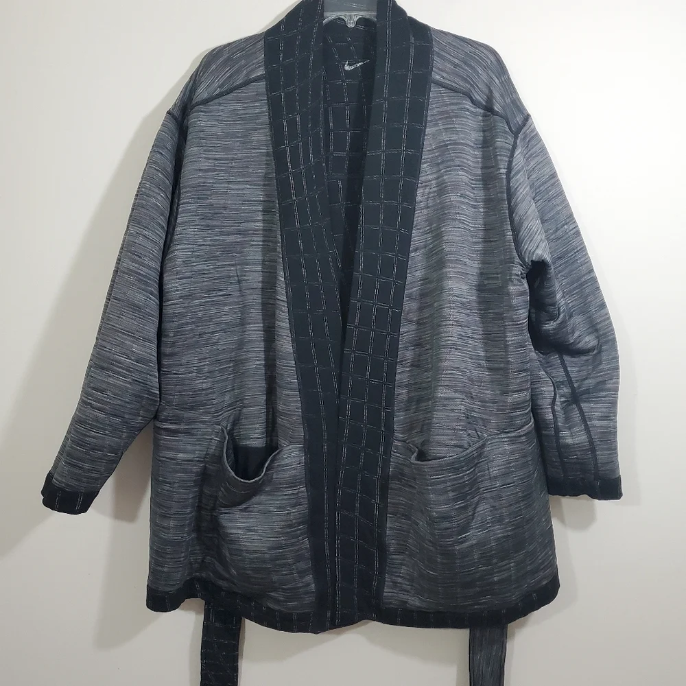 Nike Black Open-Front Cardigan Sweater - Picture 9 of 15